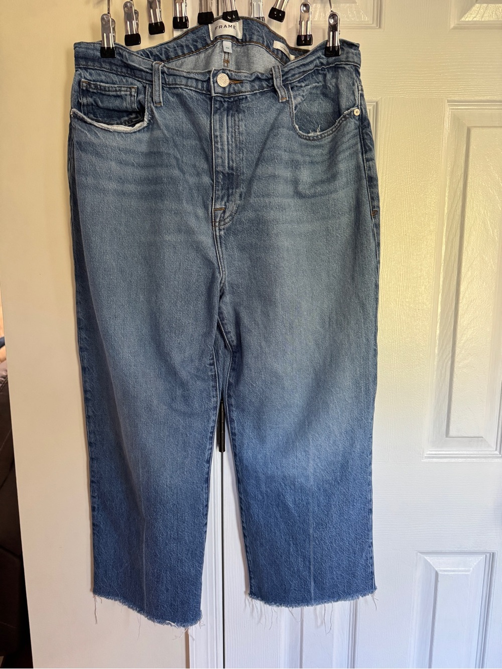 Frame Le Jane Crop Size 32 Med Wash Denim Jeans Wide Crop EUC